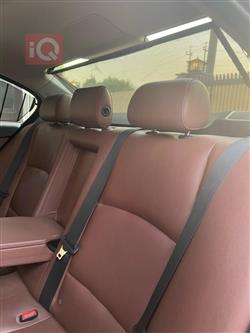 بی ئێم دەبڵیو سیریەس 5